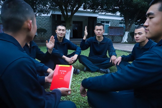 陸軍：普法講師團(tuán)深入基層一線(xiàn)